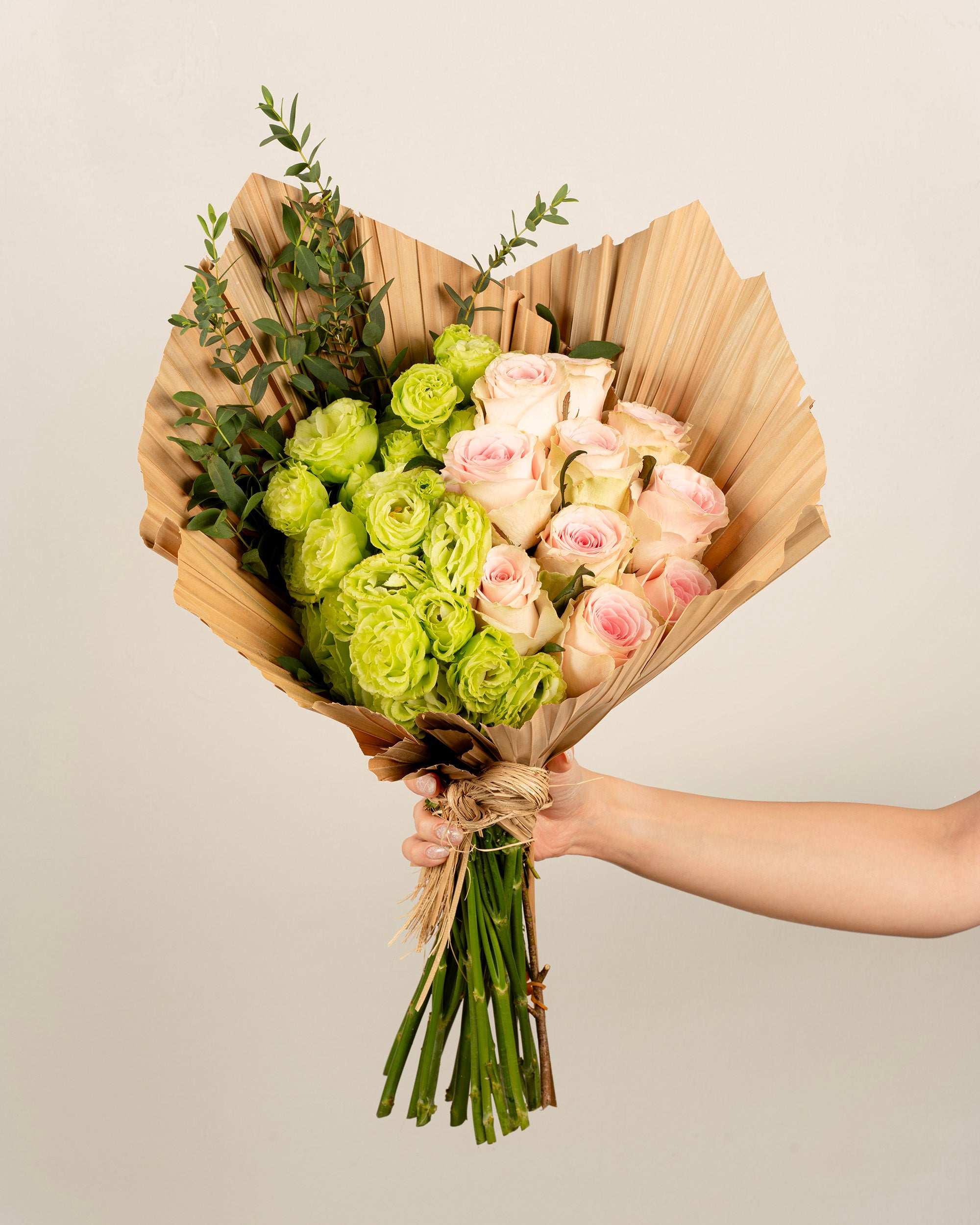 LISIANTHUS AND ROSE BOUQUET