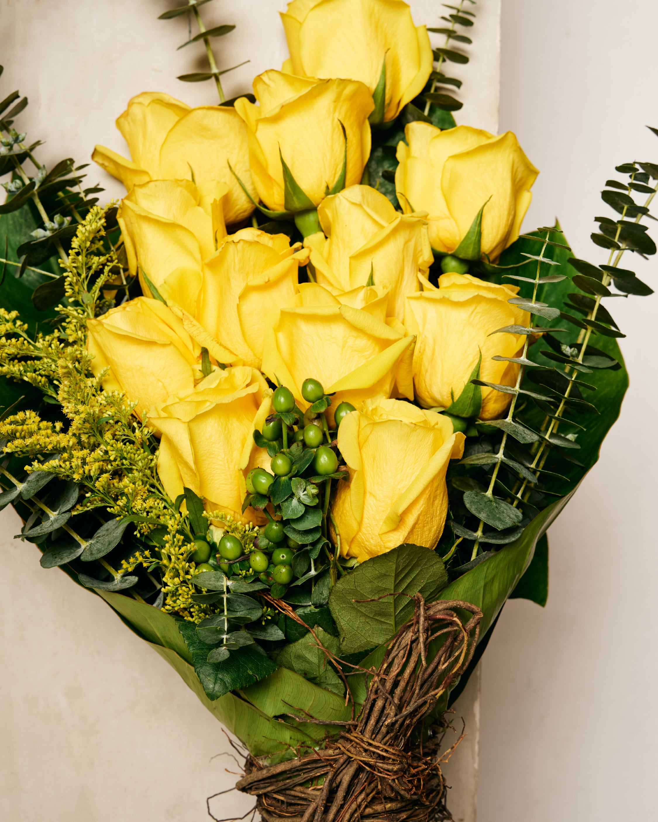 YELLOW ECUADORIAN ROSE BOUQUET