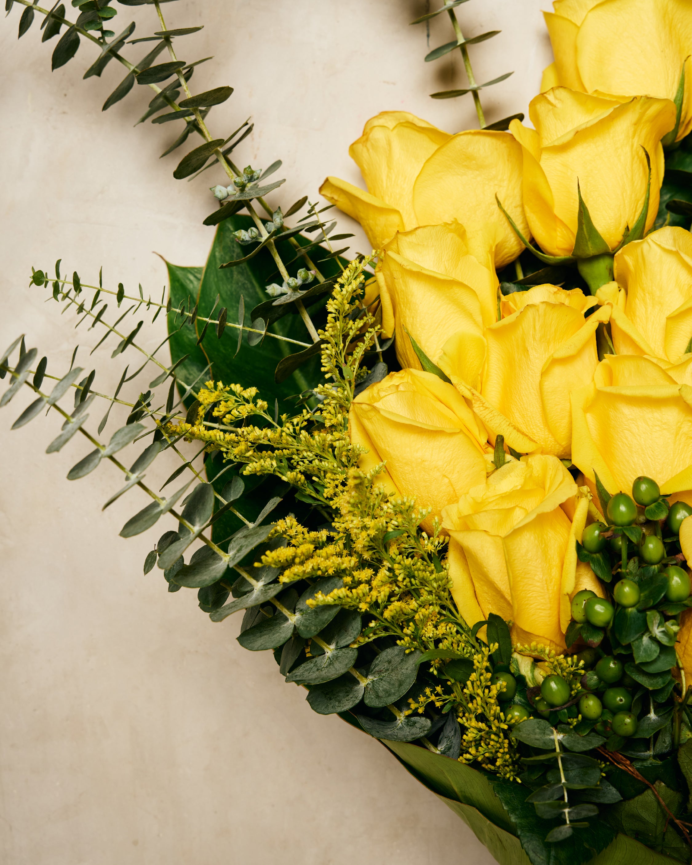 YELLOW ECUADORIAN ROSE BOUQUET