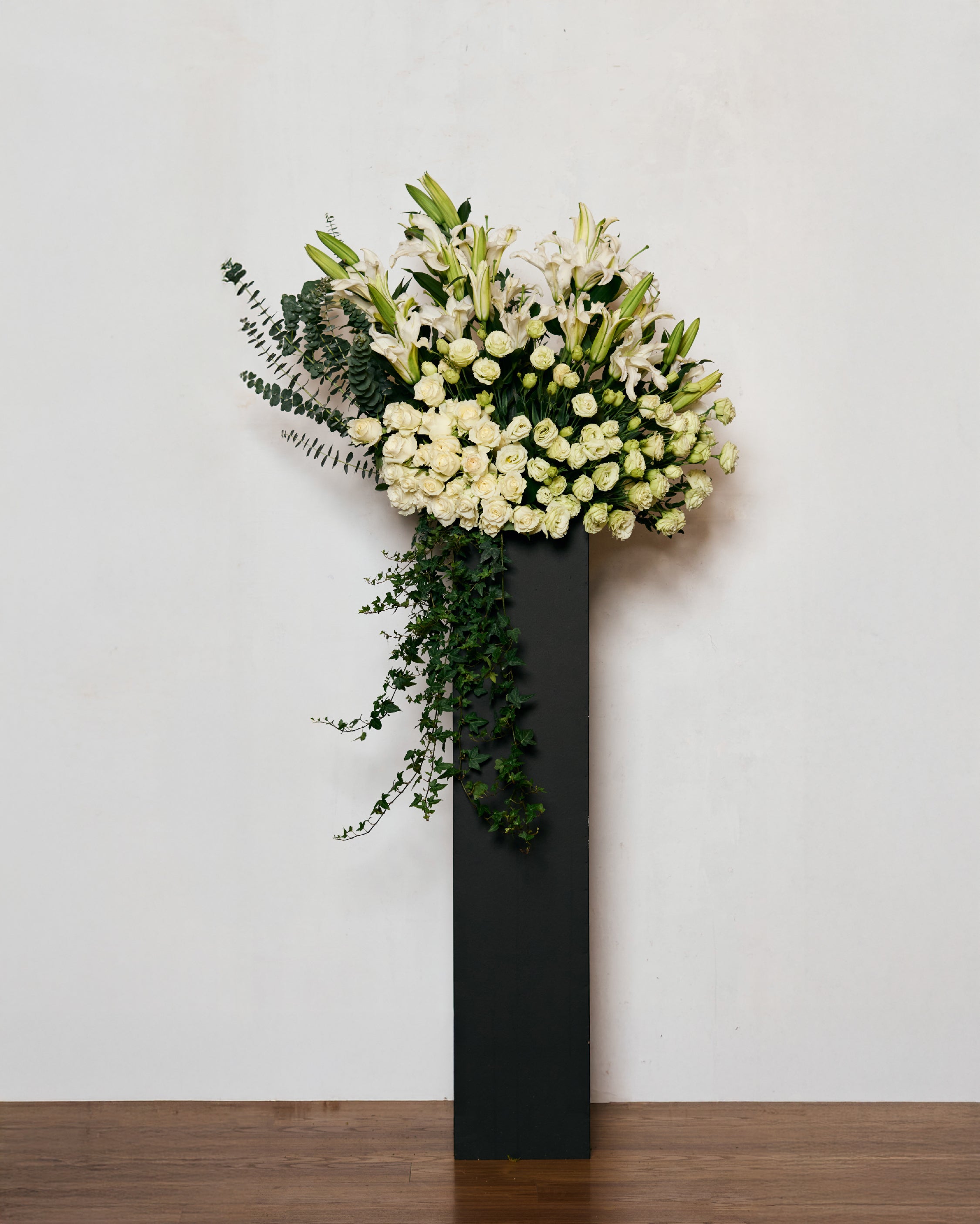 SYMPATHY LILIUMS & LISIANTHUS