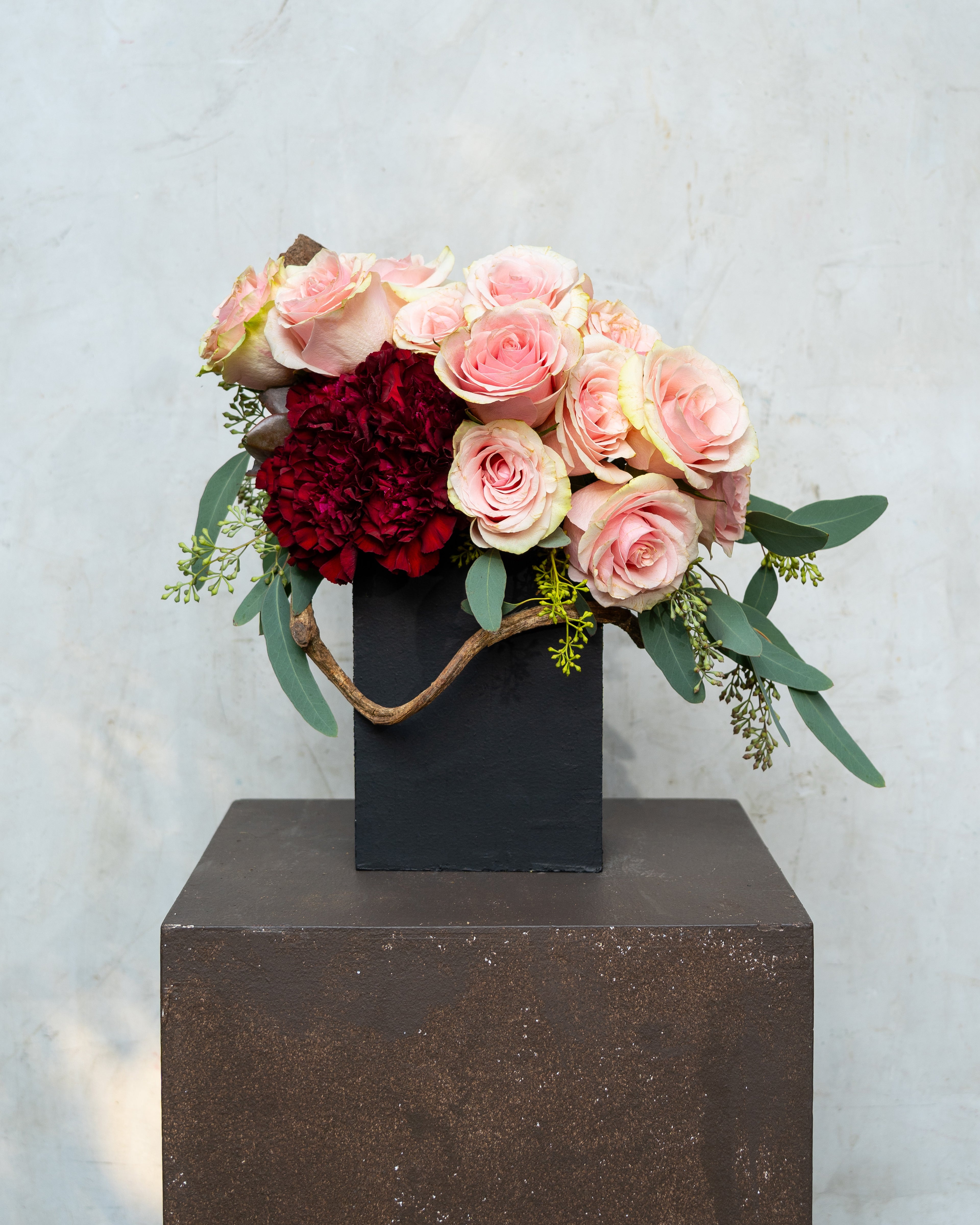 SWEET PINK ECUADORIAN ROSES