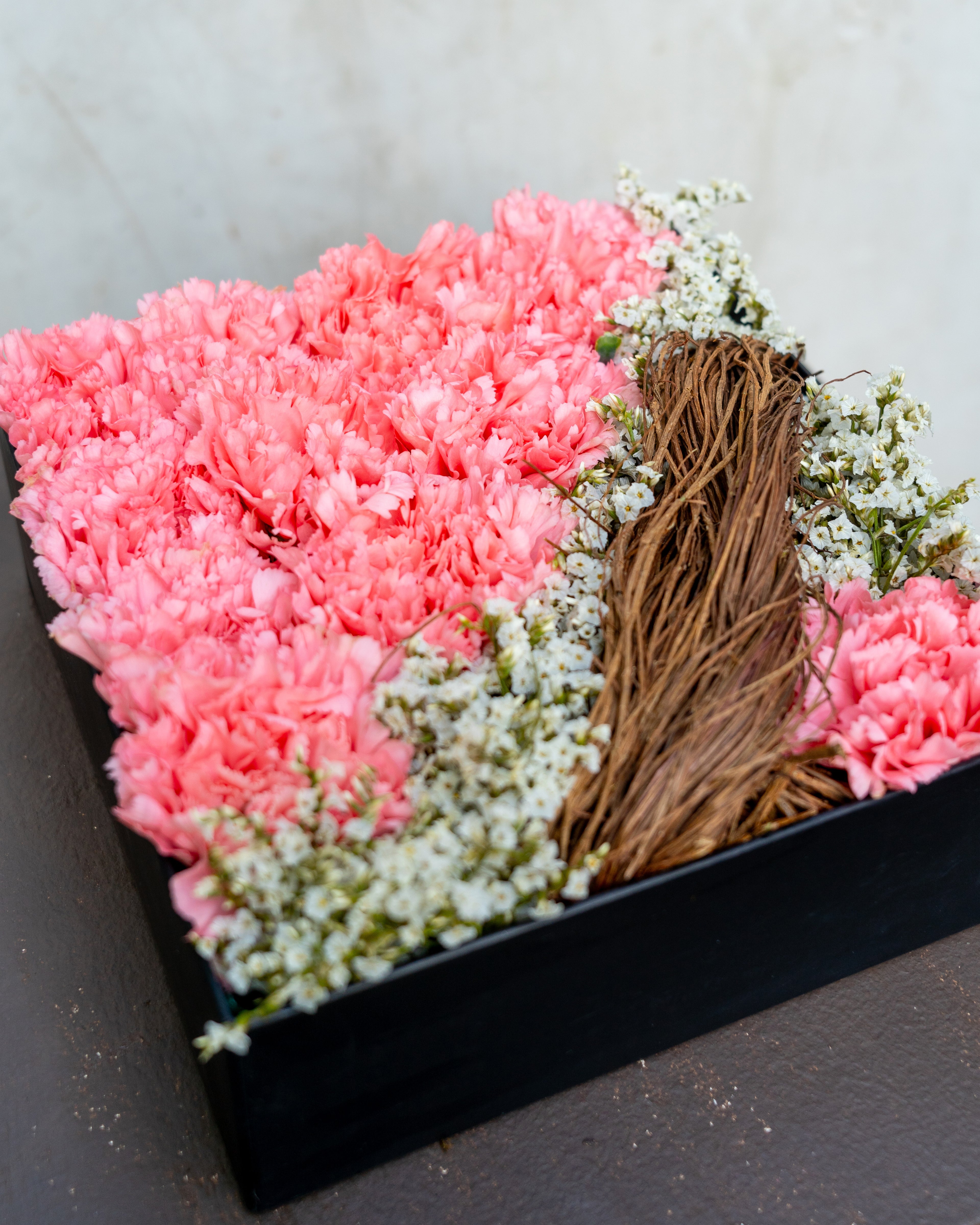 BOXED PINK CARNATIONS